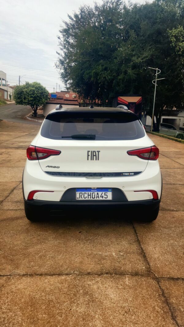 Fiat Argo Trekking 1.3 MT - Imagem 4